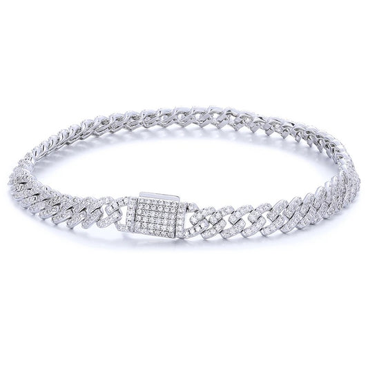 Cuban Bracelet With Moissanite Diamonds.