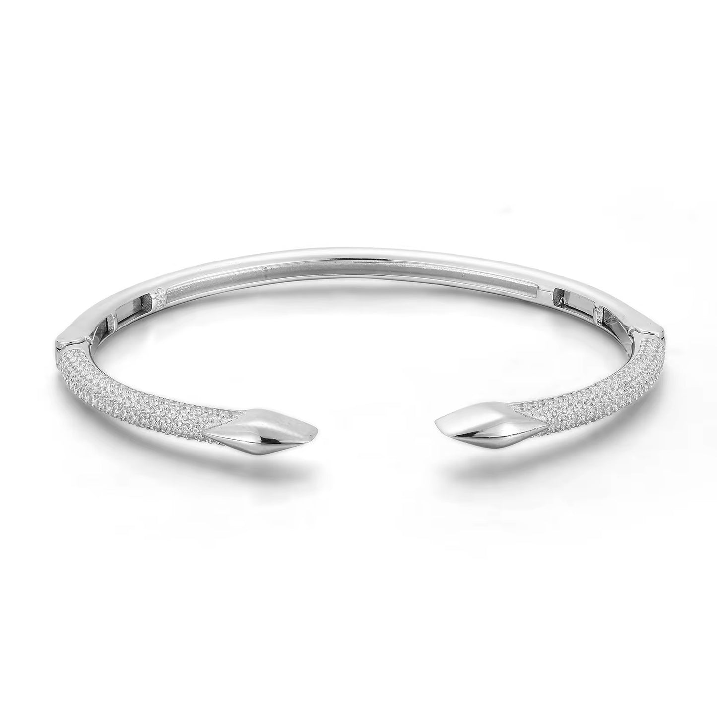 Pointed Bracelet With Zirconia